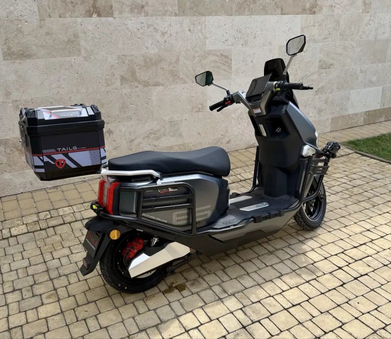 Електроскутер Tailg F73L 2999Вт, 110км запас ходу, рекуперація, знімна батарея, гарантія — фото 5