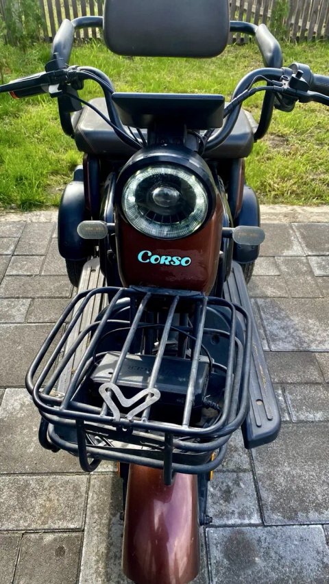 Електроскутер трьохколісний Corso