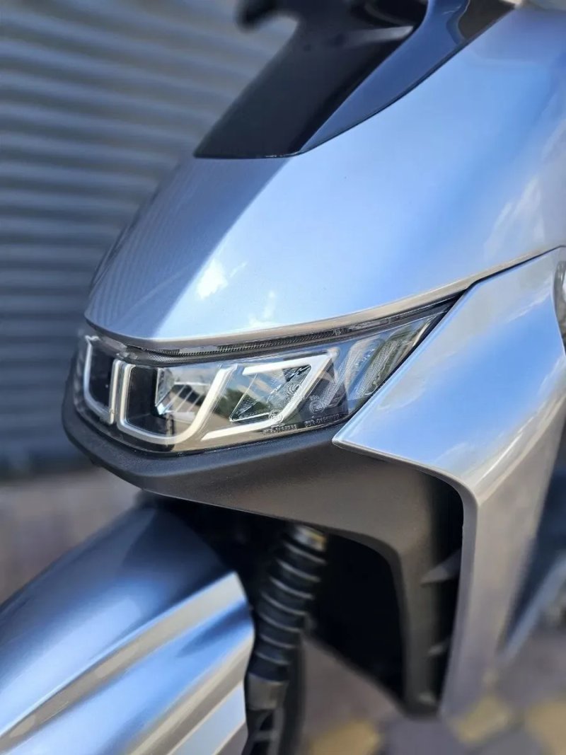 Електроскутер Yadea T9 — фото 7