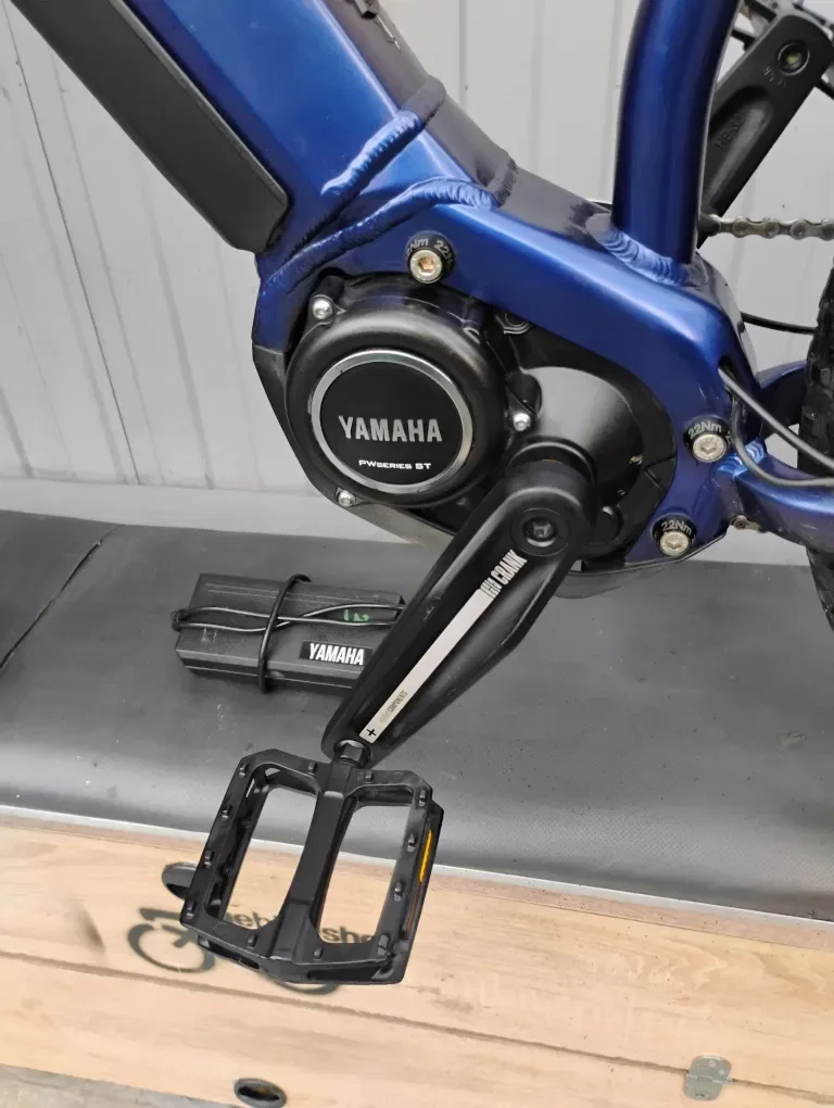 Електровелосипед Haibike 5.0 Yamaha Germany 27.5 M с зарядним пристріем — фото 5