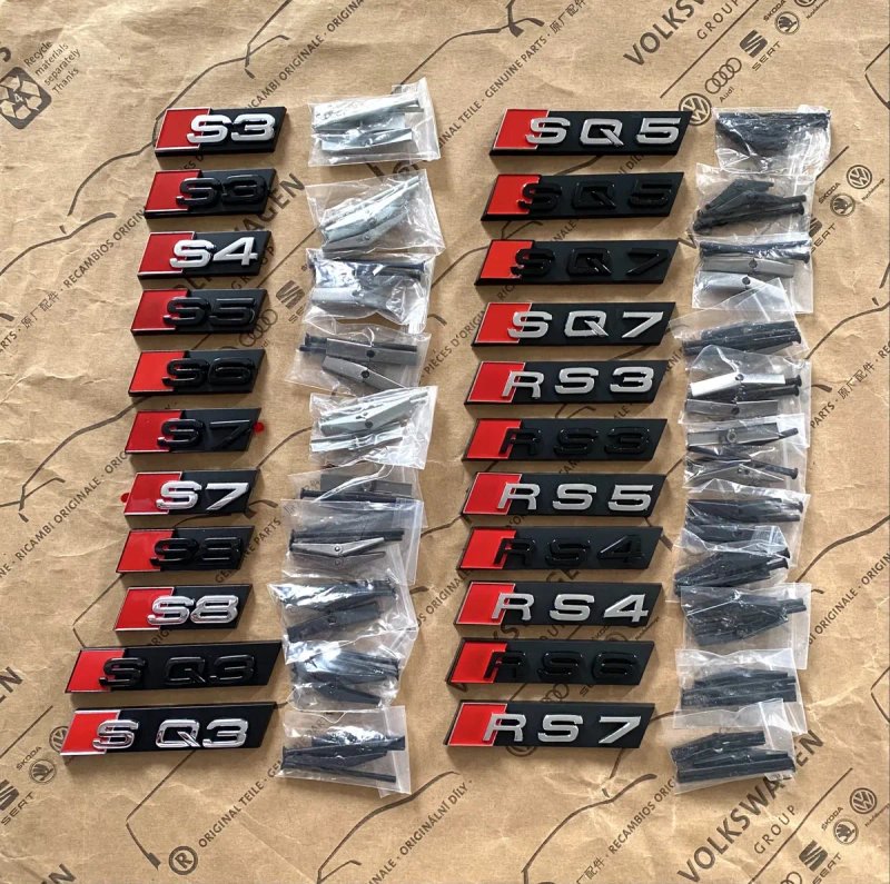 Эмблема шильдик значок audi S3 S4 S5 S6 S8 SQ3 RS3 RS4 RS5 RS6 RS8 RSQ — фото 3