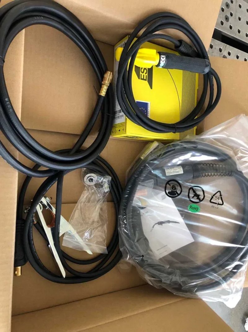Esab Rogue EMP 210 Pro. Зварювальний апарат мультипроцесорний 3в1. Оригінал. Офіційна гарантія 3 роки. Напівавтомат інвертор новий — фото 3