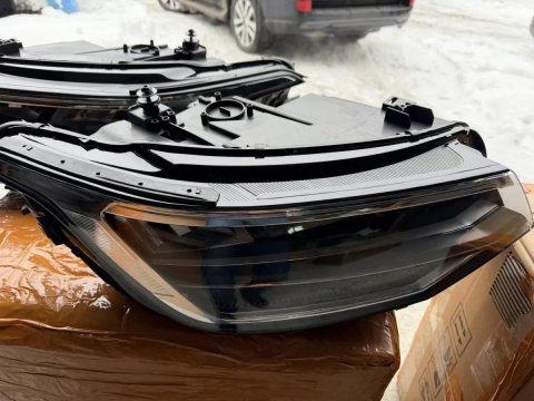 Фари Volkswagen Tiguan 2021- 2024  НАЯВНОСТІ тигуан фара з блоками