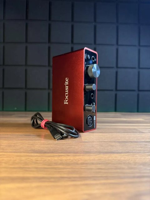 Focusrite Scarlett Solo 3rd Gen (БЕЗКОШТОВНА Доставка!)