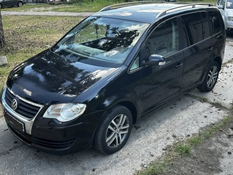 Фольксваген Тауран 2007 2.0тід в Києві не розмитнений