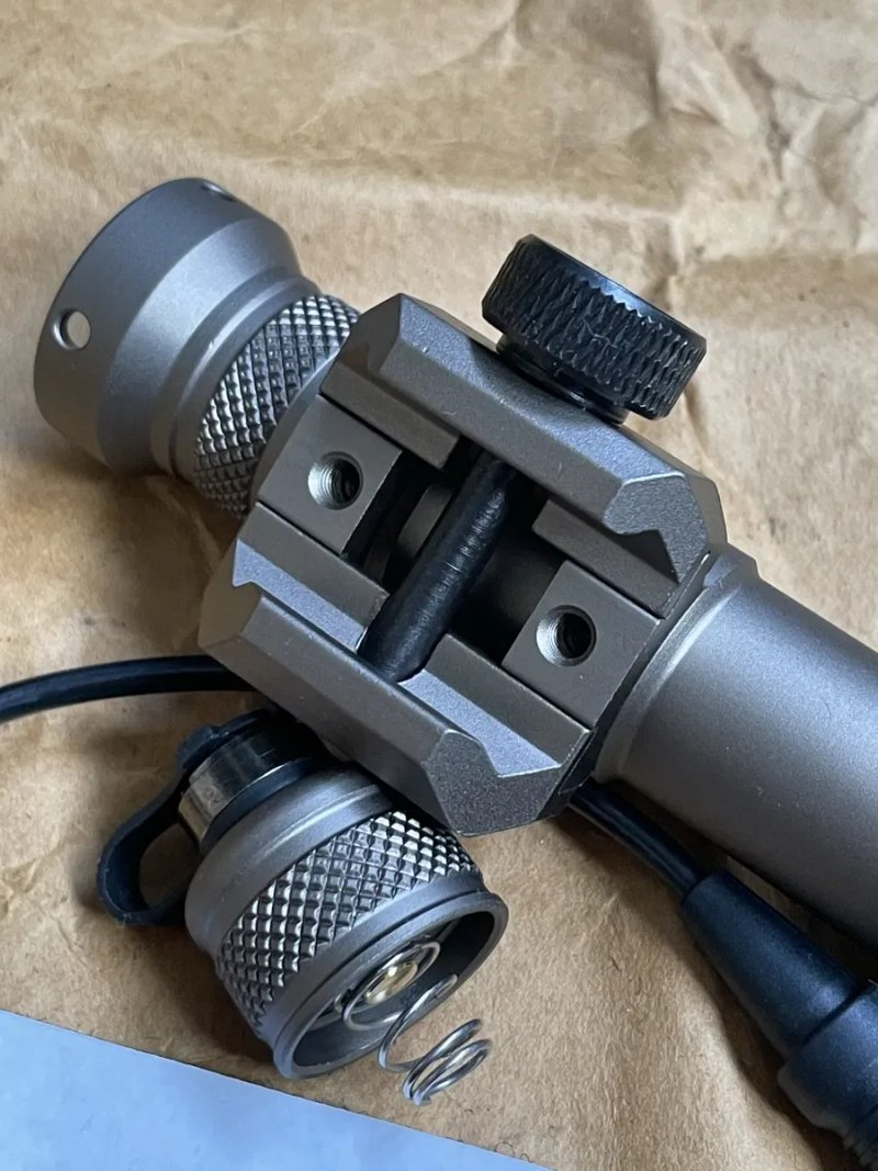 Фонарь тактический Surefire scout M600 — фото 5