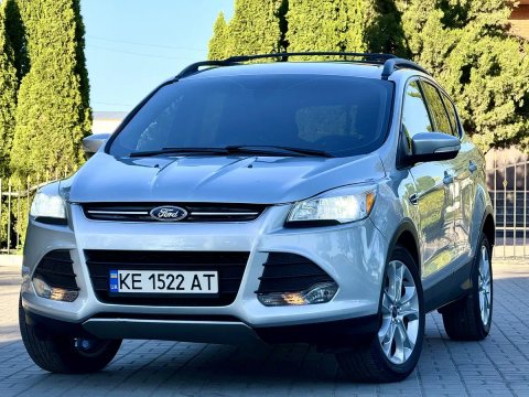 Ford Escape В Ідеальному Стані В Самій максимальній Комплектації!!! Гаражне зберігання один власник!