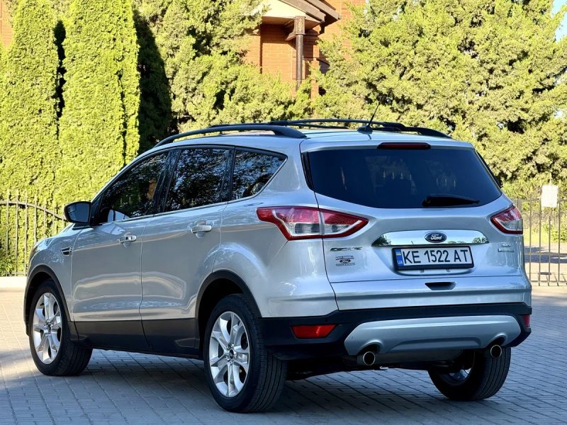 Ford Escape В Ідеальному Стані В Самій максимальній Комплектації!!! Гаражне зберігання один власник! — фото 5