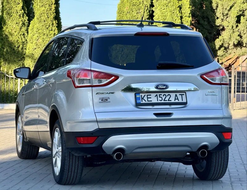Ford Escape В Ідеальному Стані В Самій максимальній Комплектації!!! Гаражне зберігання один власник! — фото 6