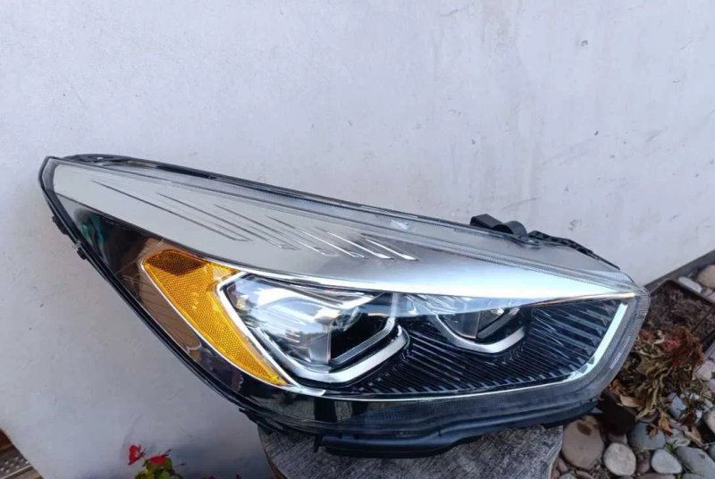 Ford Kuga, Escape MK2 2011-2019 Фара Фари передні праві ліві Рестайл USA — фото 4