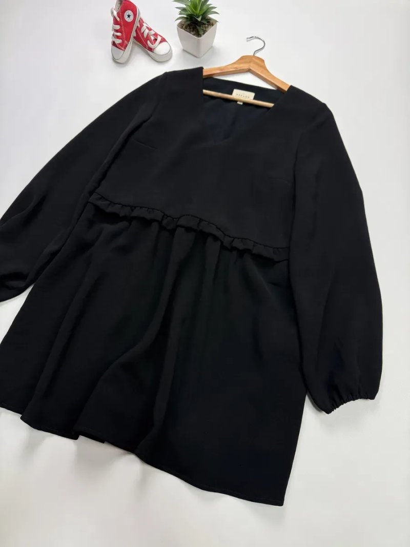Французское платье SEZANE Peneloppe Dress Black V- Neck Ruffle Smock Babydoll L'Appartement Mini size 36, XS, S — фото 4