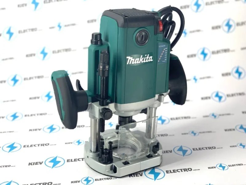 Фрезер Makita RP 2301 FC Латвия - 1 года гарантии !!! — фото 2