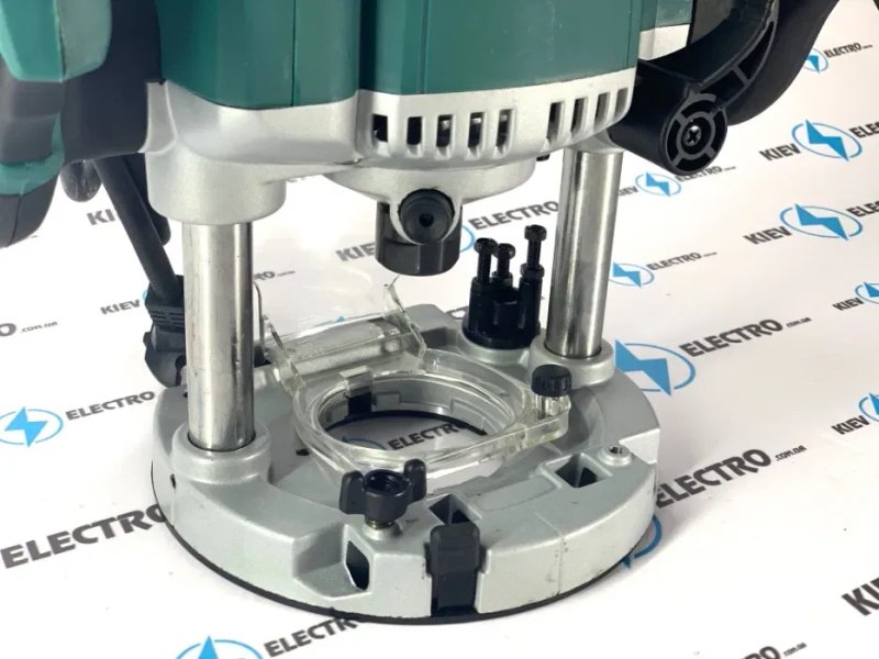 Фрезер Makita RP 2301 FC Латвия - 1 года гарантии !!! — фото 4