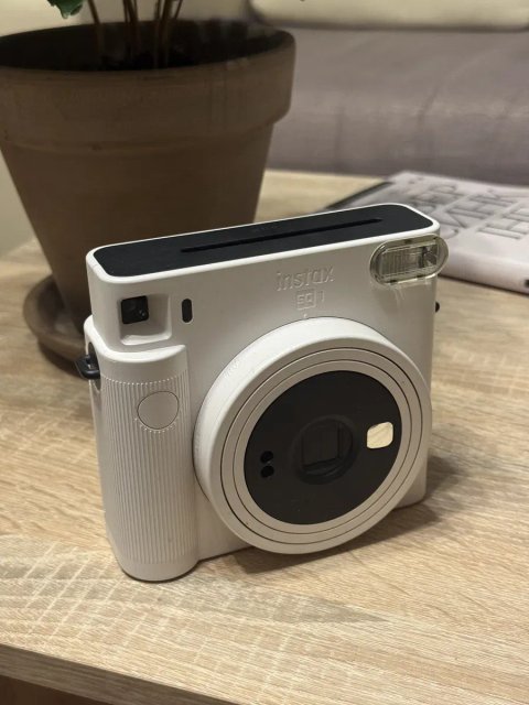 Fujifilm Instax Square SQ1
