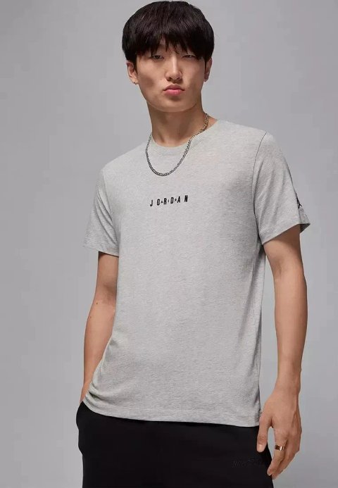 Футболка Jordan Air Tee Grey 
DM3182-050