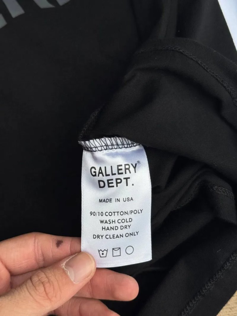 Футболка Lanvin X Gallery Dept мужская черная футболка Ланвин Х Галери Депт белая | Футболка Ланвін Х Галери Депт чоловіча чорна футболка Gallery Dept — фото 2