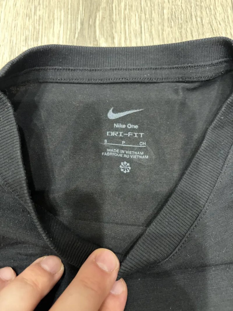 Футболка Nike Dri-Fit , у чорному кольорі , в розмірі М — фото 3