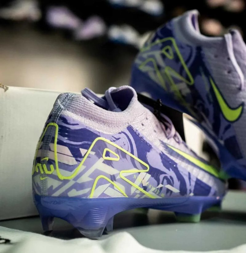 Футбольні бутси Nike Air Zoom Mercurial Vapor 16 Elite FG Всі Розміри 35-44 бутси Найк — фото 4