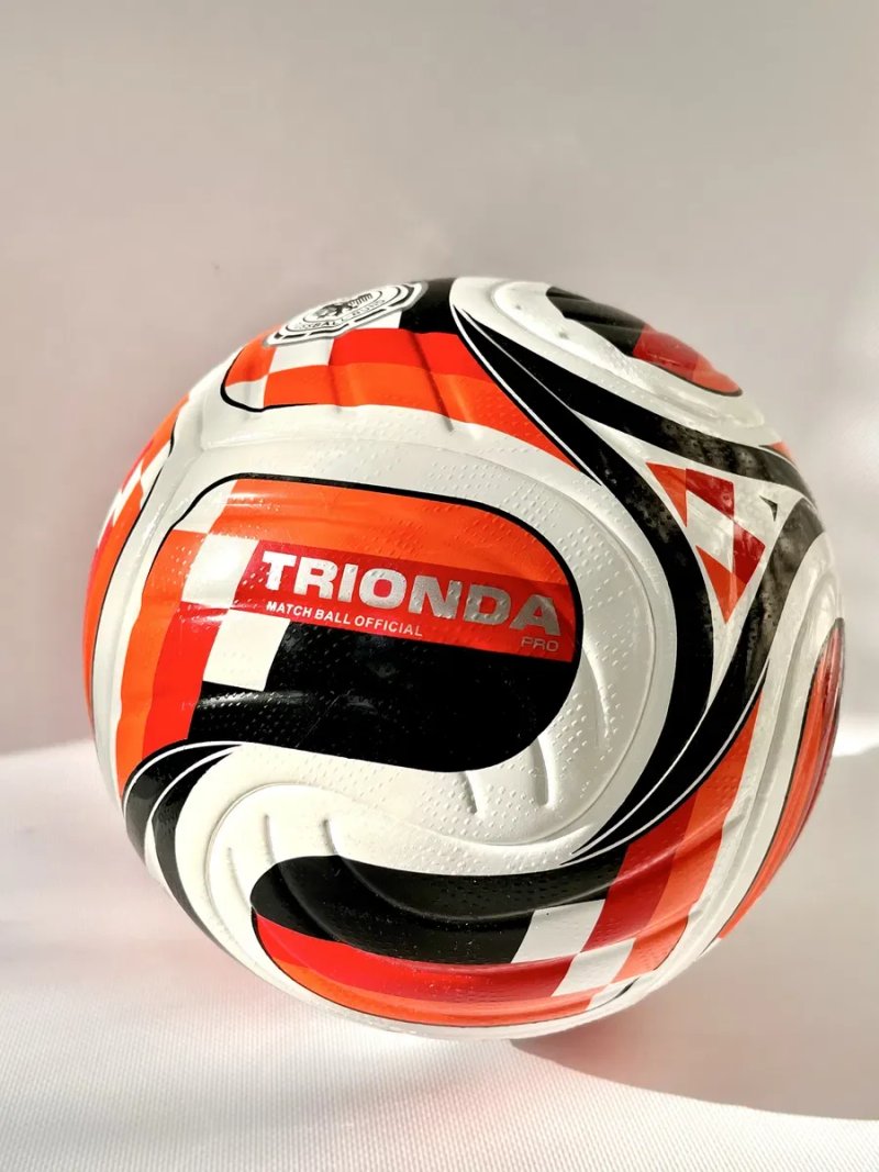 Футбольньний мʼяч Trionda Germany. size5. Термошов — фото 8
