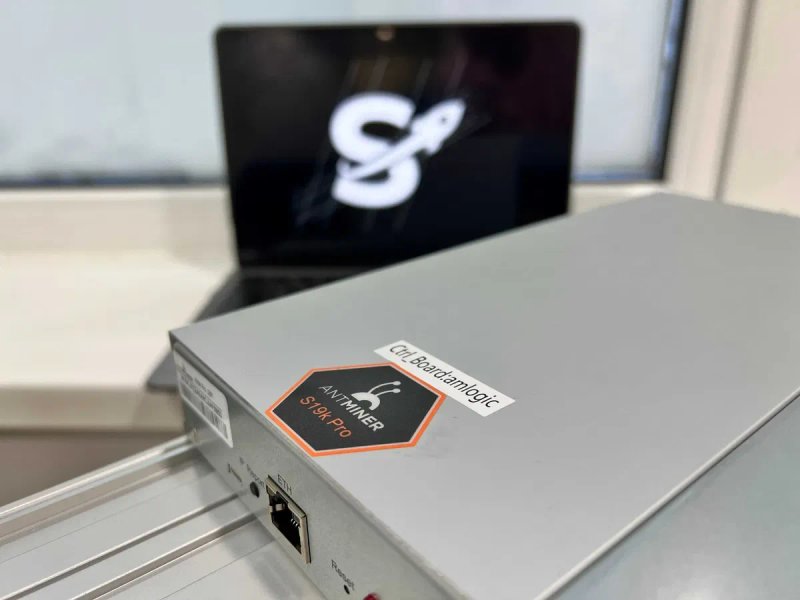 Гарантія! Б/в Майнери Asic Bitmain Antminer S19k Pro 120 Th 2900 Вт — фото 4