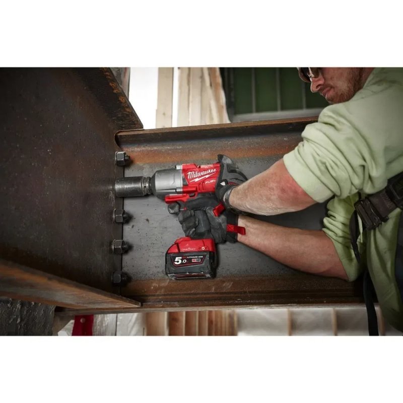 Гайковерт акумуляторний Milwaukee M18 ONEFHIWF12-0X, 1898Нм на зрив — фото 2