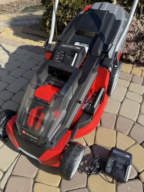 Газонокосарка акумуляторна безщіткова Einhell GE-CM 43 Li M Kit