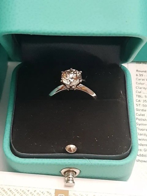 GIA 1.01 ct H / VS 2, Excellent натуральный бриллиант, золотое кольцо.
