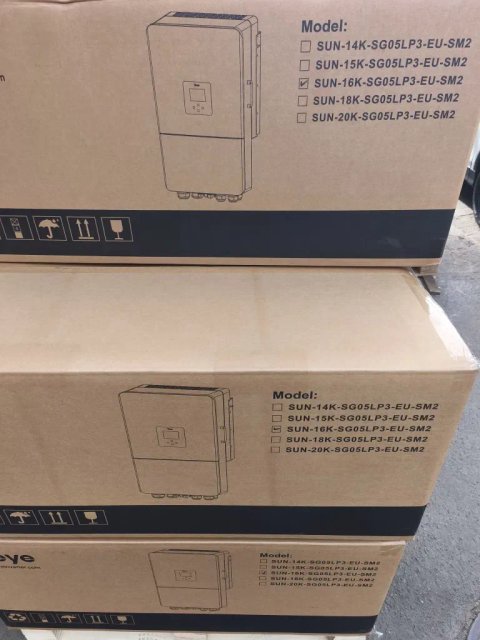 Гібридний сонячний інвертор (hybrid) Deye SUN-16K-SG05LP3-EU-SM2 16KW 48V 2 MPPT Wi-Fi 220/380V Трифазний