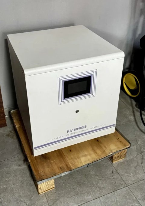 Гібридний трифазний інвертор KA18048SS, 18 кВт, 48 В