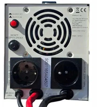 Гибридный ИБП/инвертор VoltPolska SINUSPRO 850 E PLUS 12/230V 500/850W — фото 3