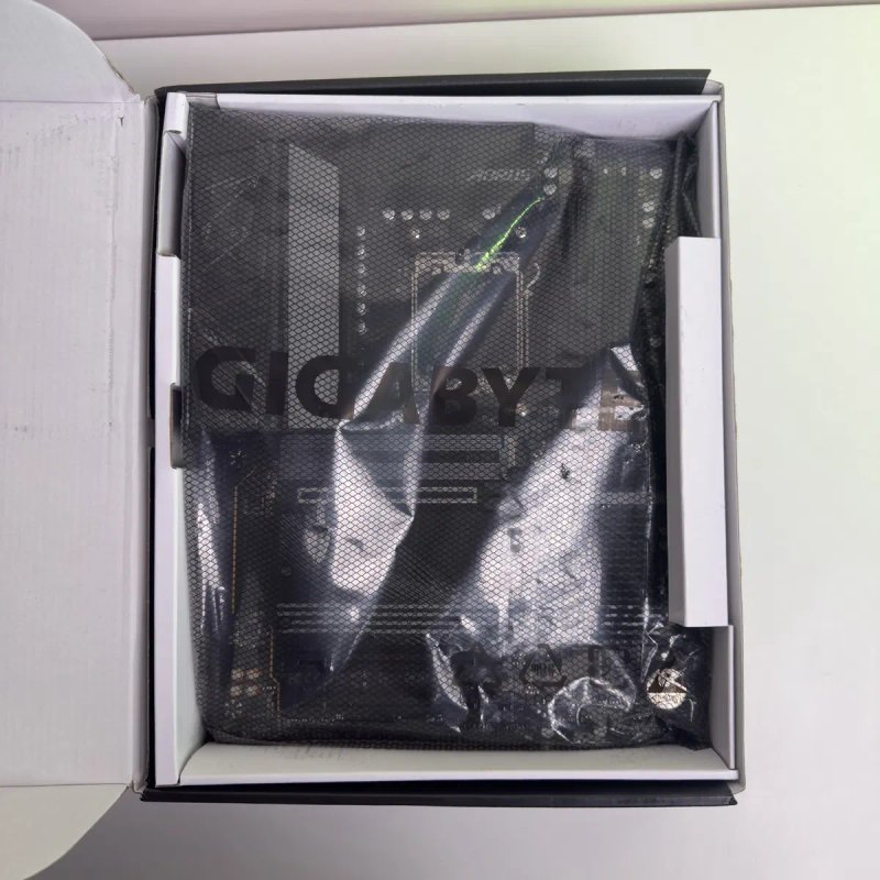 Gigabyte B650 AORUS ELITE AX - AM5 — фото 2