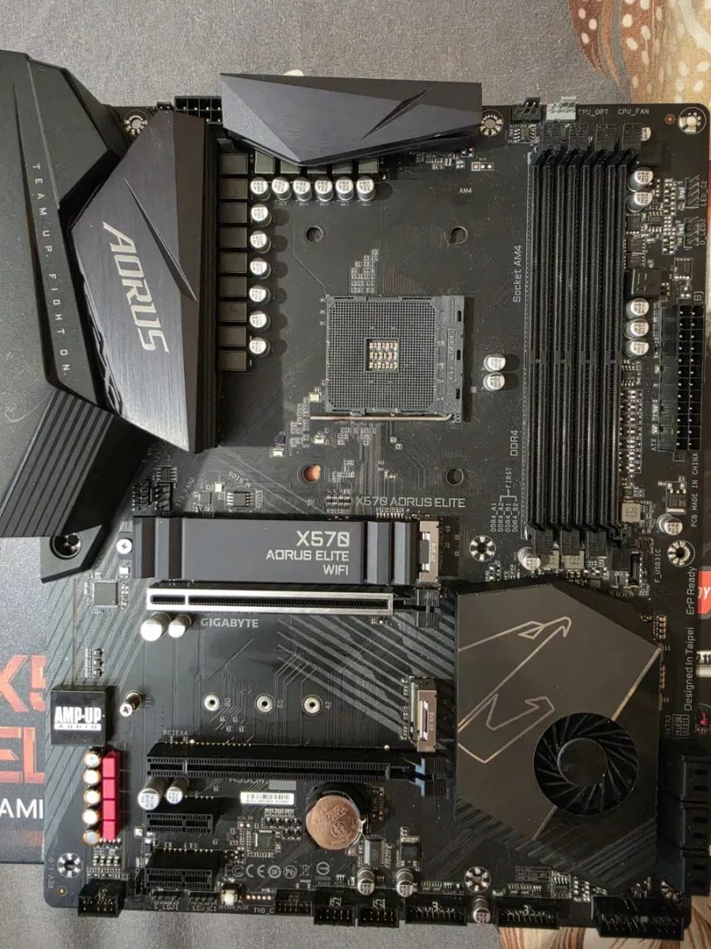 GIGABYTE X570 Aorus Elite — фото 2