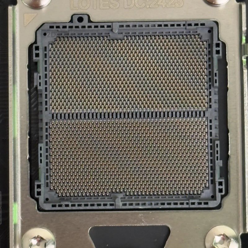 Gigabyte X870E AORUS ELITE WIFI7 — сокет AM5 — фото 2