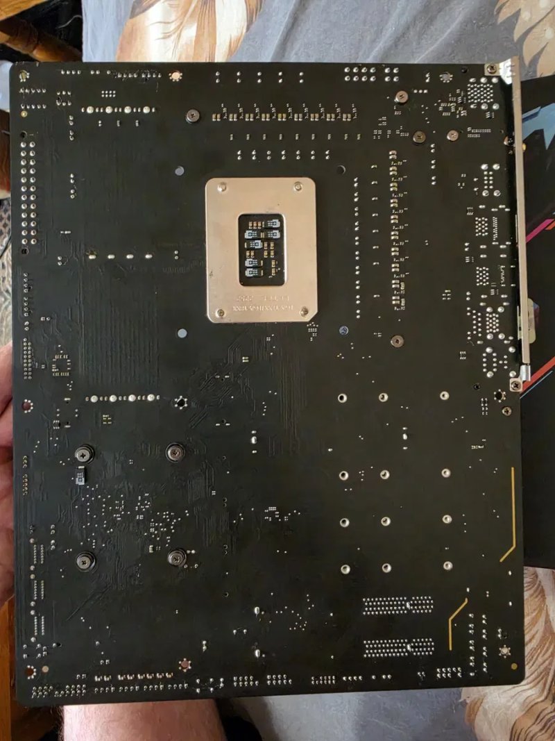 GIGABYTE Z690 Aorus Pro — фото 3