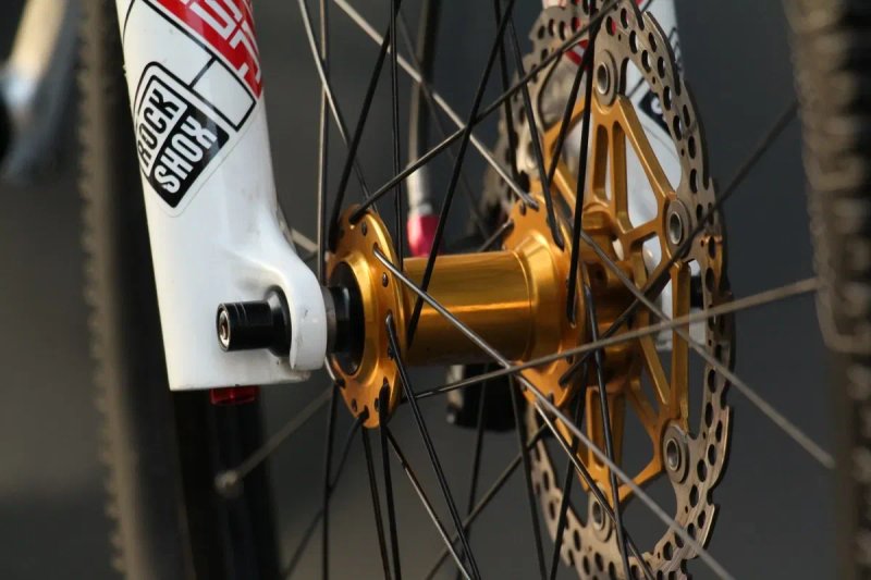 Гірський карбоновий велосипед Trek Elite 9.6.Rock Shox, Carbon, shimano xt — фото 4