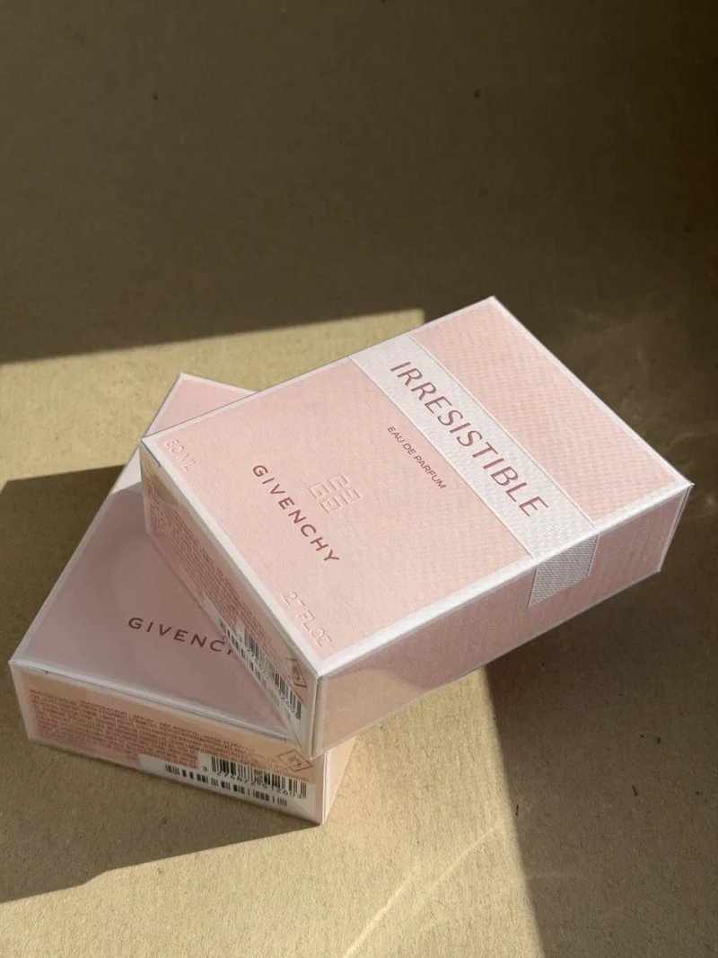 Givenchy Irresistible Givenchy оригінал — фото 3