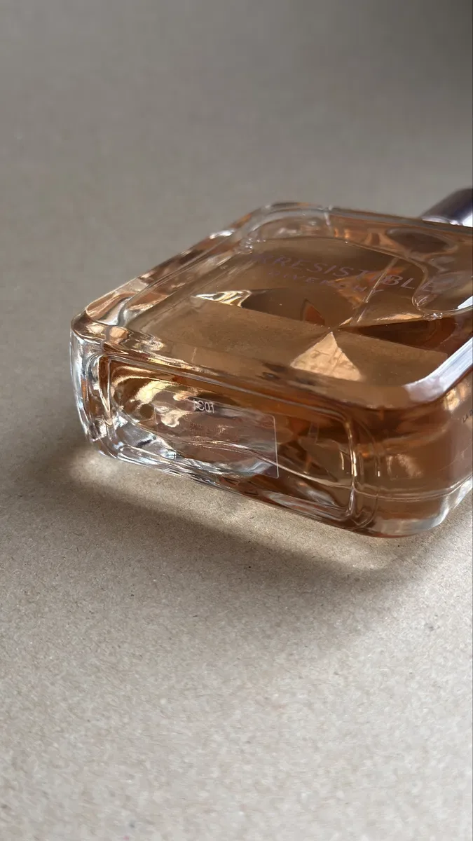 Givenchy Irresistible Givenchy оригінал — фото 4