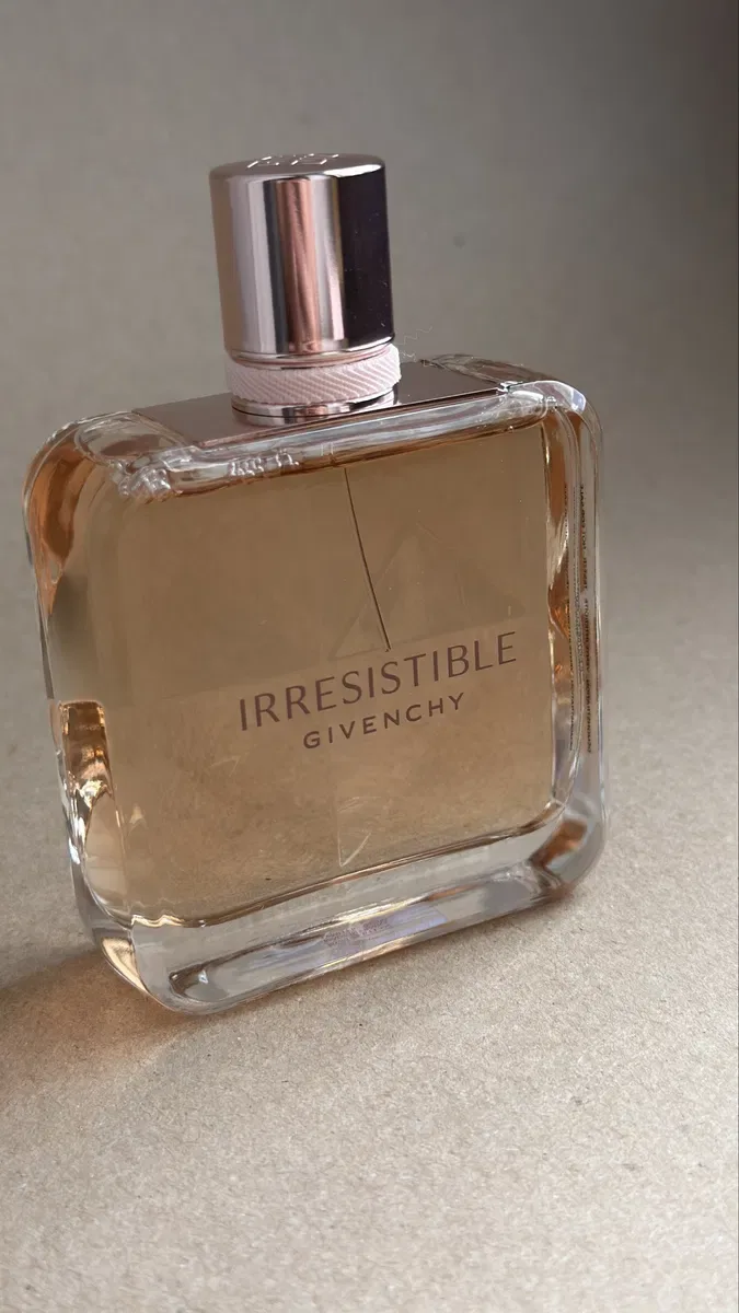 Givenchy Irresistible Givenchy оригінал — фото 7