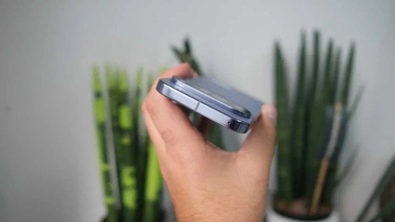 Google Pixel 10 Pro 16/128GB Moonstone Neverlock 5 циклів гарний стан — фото 2