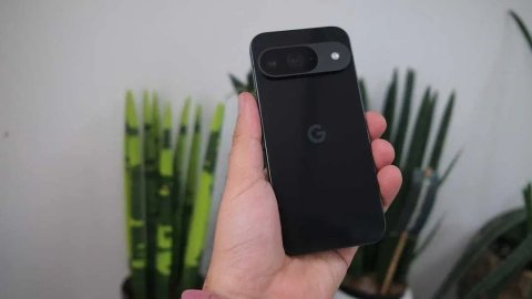 Google Pixel 9 12/128GB (Obsidian) Neverlock 1  цикл як новий