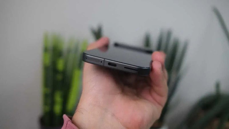 Google Pixel 9 12/128GB (Obsidian) Neverlock 1  цикл як новий — фото 3