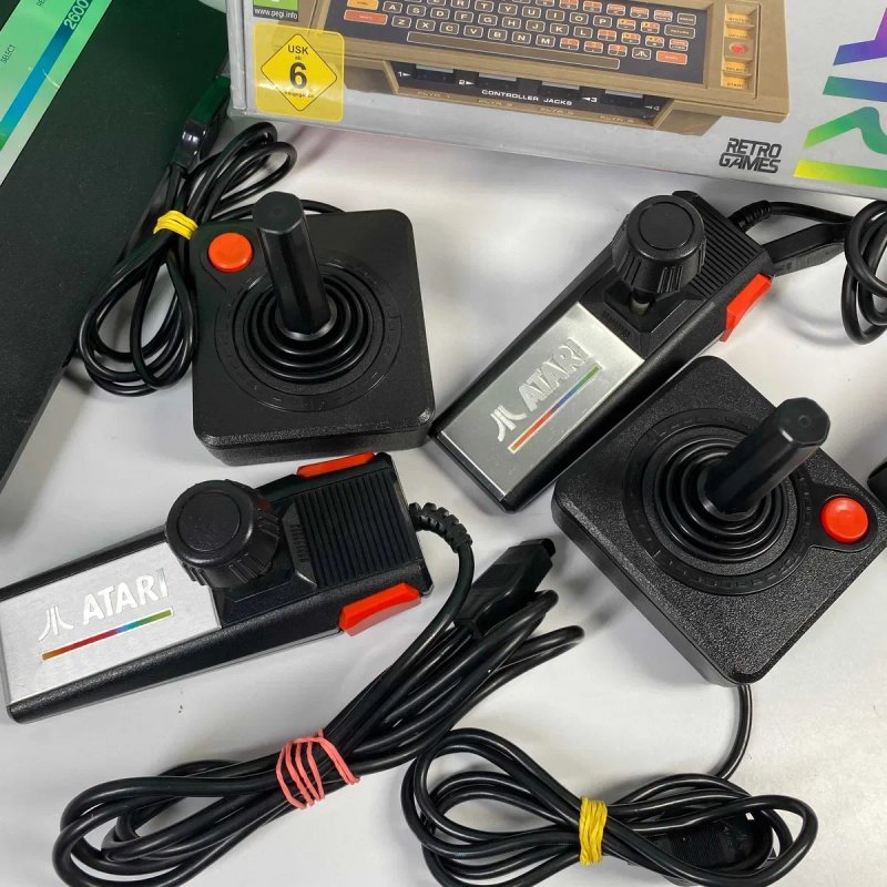 Гра Atari 2600 H.E.R.O. Б/У Оригінальний картридж атарі 2600 Хіро асортимент ігри атарі 2600 — фото 7