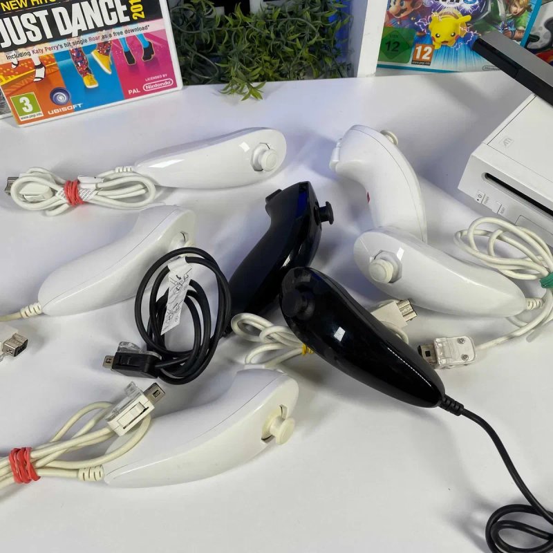 Гра Nintendo Wii Super Mario Galaxy Б/У Оригінальна гра Нінтендо Віі Супер Маріо Гелексі асортимент ігор Віі Віію — фото 8