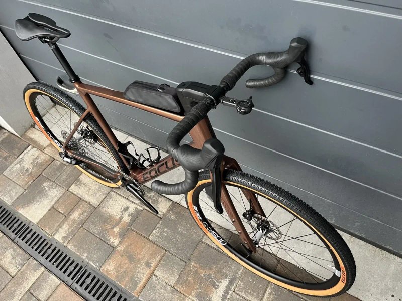 Гравел Carbon 8.7 кг! Focus Atlas 8.9 2024 1х12 Sram Rival eTap AXS як Новий — фото 3