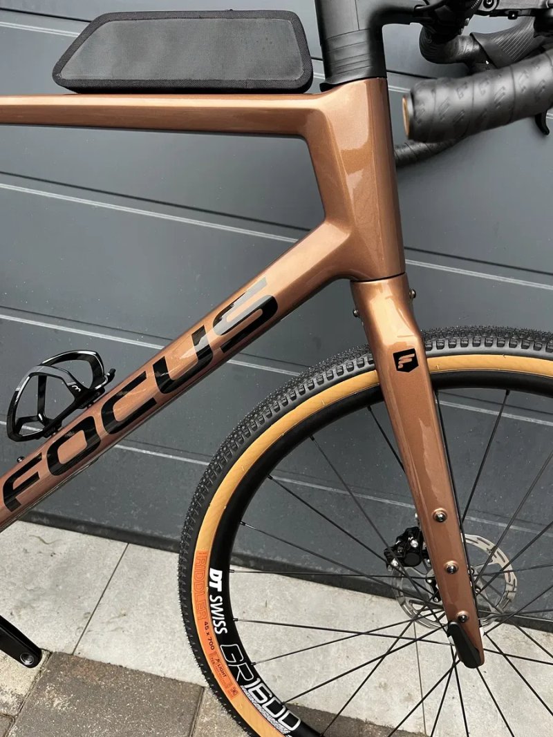 Гравел Carbon 8.7 кг! Focus Atlas 8.9 2024 1х12 Sram Rival eTap AXS як Новий — фото 6