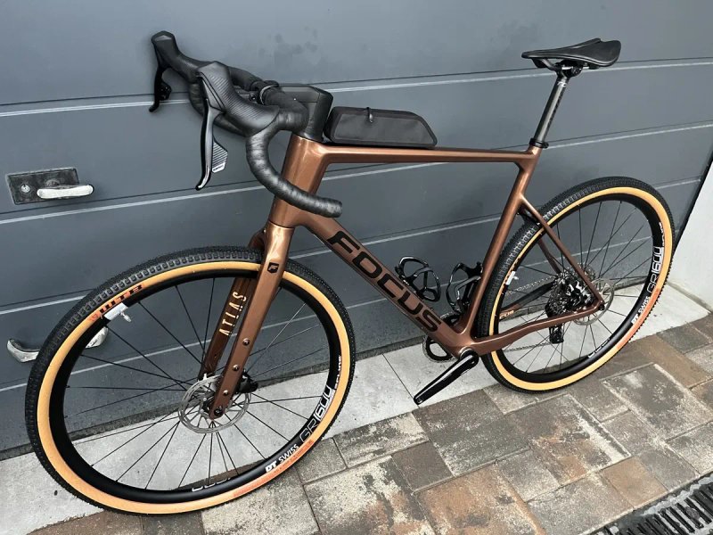 Гравел Carbon 8.7 кг! Focus Atlas 8.9 2024 1х12 Sram Rival eTap AXS як Новий — фото 8