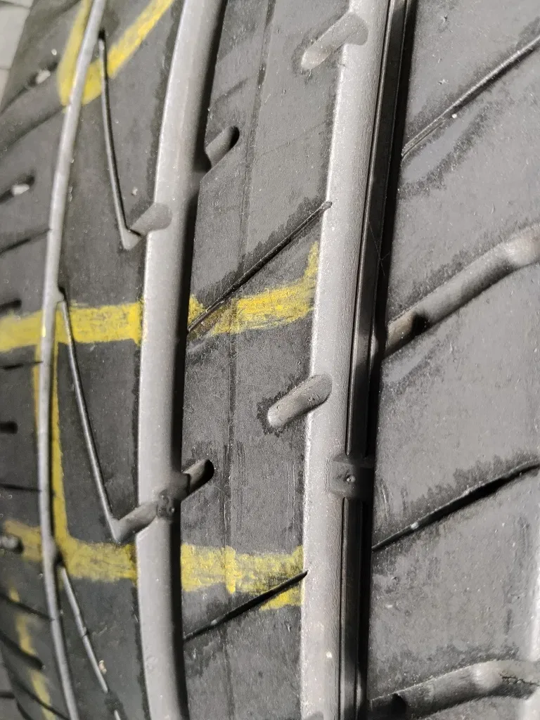 Hankook 235 55 r18 4шт шини резина літня б'у з Європи — фото 3