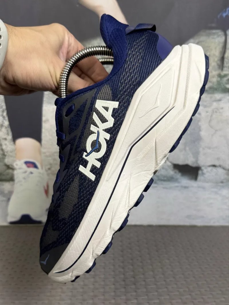 Hoka Challenger 8 кроссовки 42 размер беговые синие — фото 8