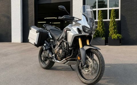 Honda Africa Twin CRF1000L 2016 року, кофри, 10 тис. км пробігу