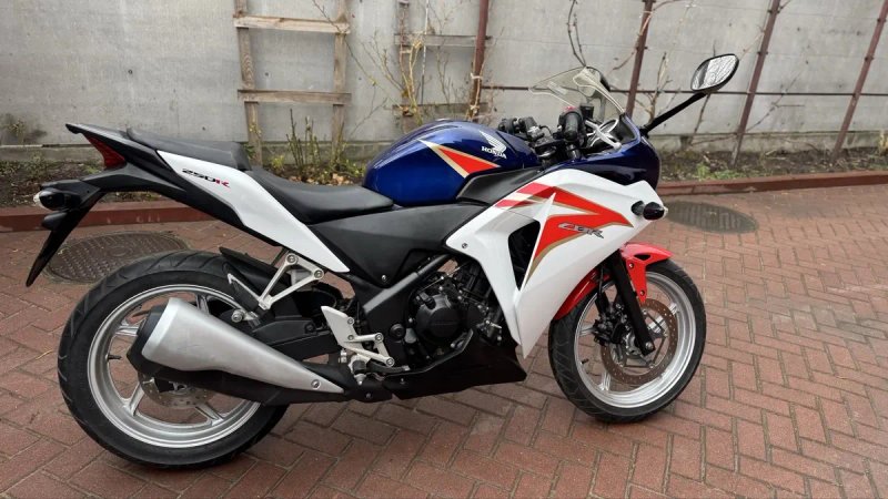 Honda CBR250R 2012 рік — фото 2